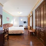 Del Toro Hotel 3*
